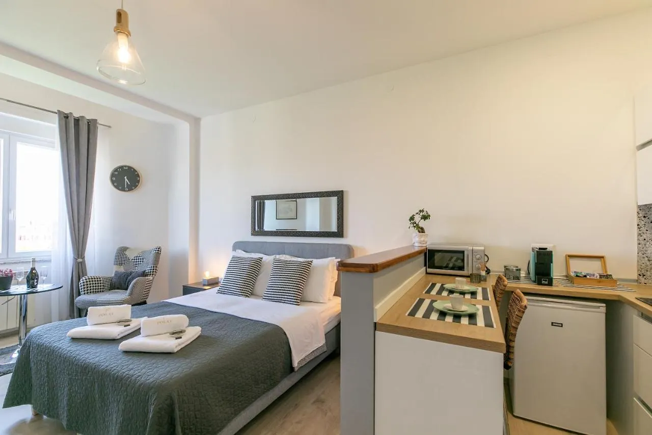 Polai Panorama Apartments With Free Parking